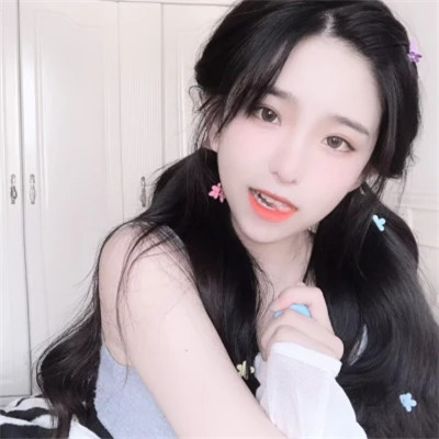 青春的头像女生真人漂亮