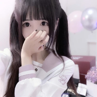 青春的头像女生真人漂亮