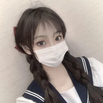 青春的头像女生真人漂亮