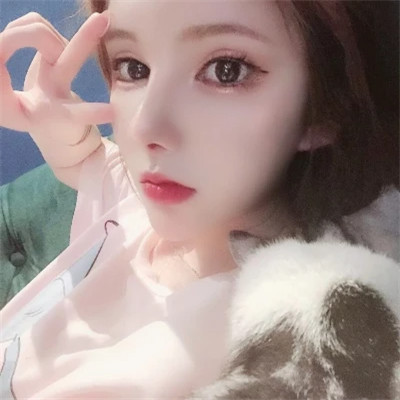 青春的头像女生真人漂亮