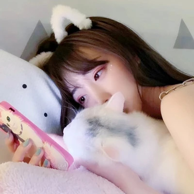 青春的头像女生真人漂亮