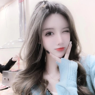 青春的头像女生真人漂亮