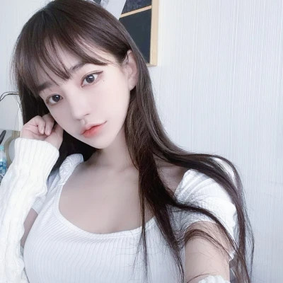 青春的头像女生真人漂亮