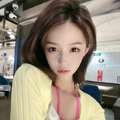 青春的头像女生真人漂亮