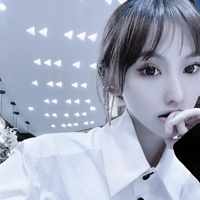 青春漂亮女生图片头像