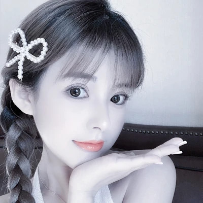 2025青春清纯女头很漂亮真人