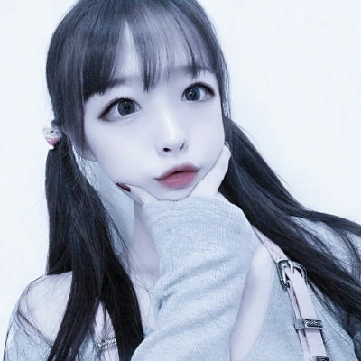 2025青春清纯女头很漂亮真人