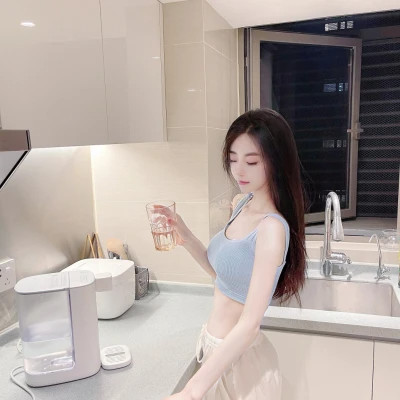 2025年新款女生头像高清真人