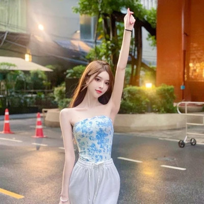 2025个性网女头