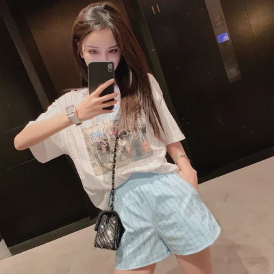QQ头像2025女生新款潮流图片