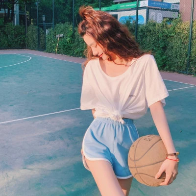 QQ头像2025女生新款潮流图片