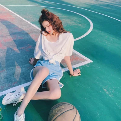 QQ头像2025女生新款潮流图片