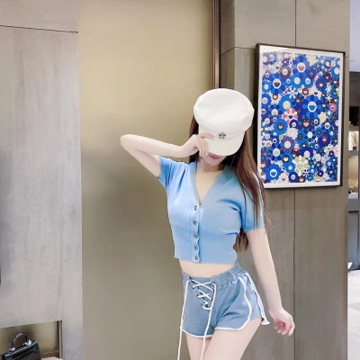 2025新款高清高颜值美女头像图片