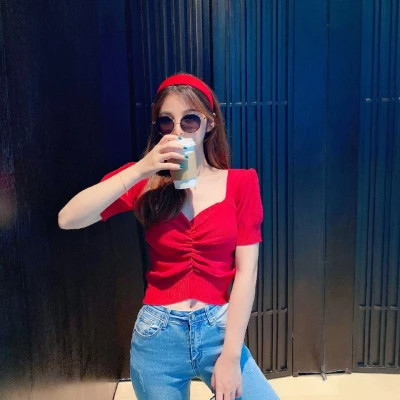 2025新款高清高颜值美女头像图片