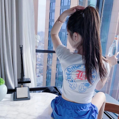 2025新款高清高颜值美女头像图片