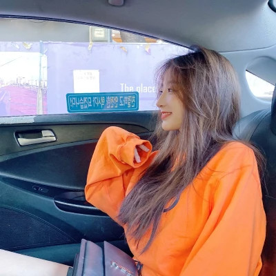 2025年微信头像女图片新版