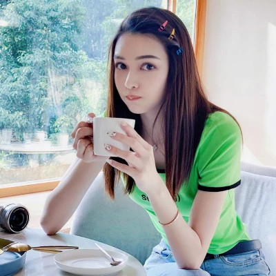 2025最新时尚青春少女感女生头像