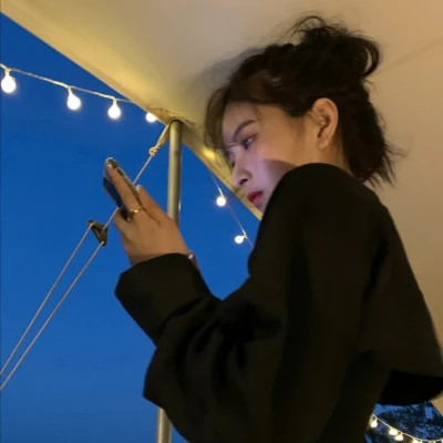 真人简单干净的女生微信头像
