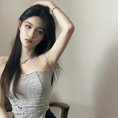 真人简单干净的女生微信头像