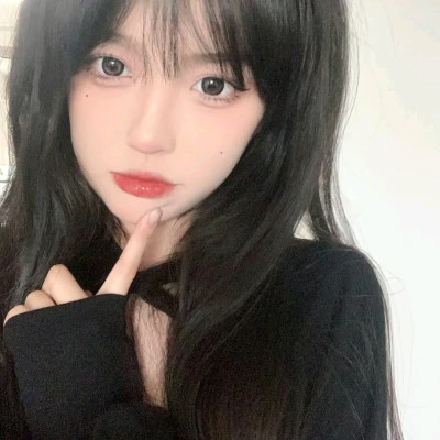 真人简单干净的女生微信头像
