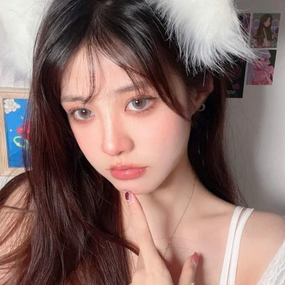 女生干净又好看的气质头像
