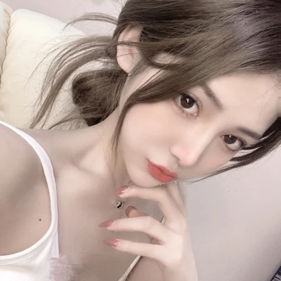 女生干净又好看的气质头像