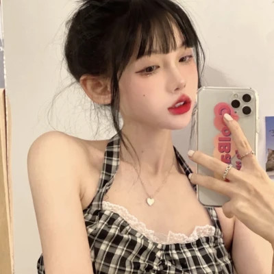 女生干净又好看的气质头像
