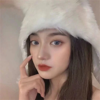 2025年女生最潮流的微信头像