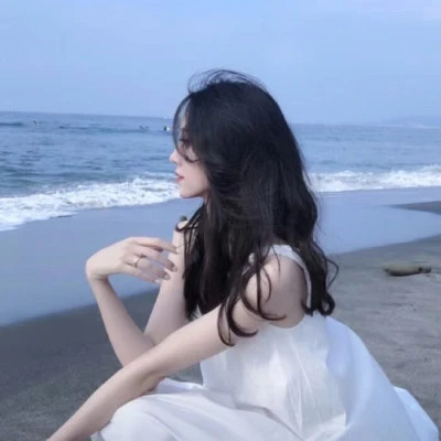 2025最火一男一女真人情侣头像
