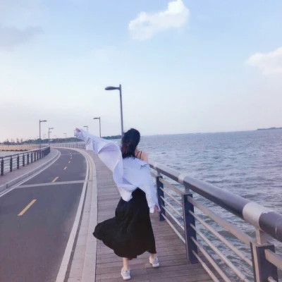 真人一人一半情侣头像