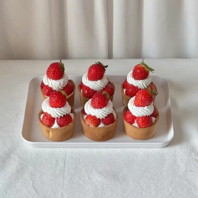 多风格的草莓蛋糕头像图片