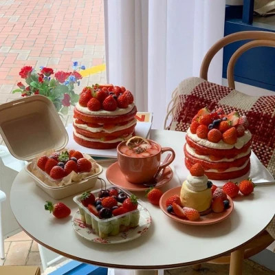 多风格的草莓蛋糕头像图片