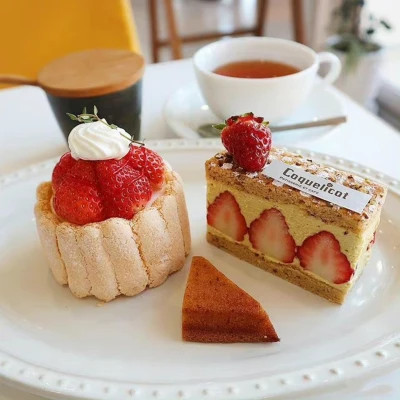 适合做头像的高清草莓蛋糕图片