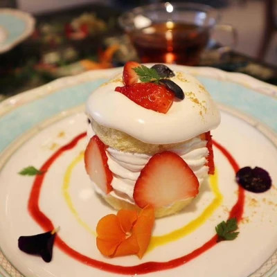 适合做头像的高清草莓蛋糕图片