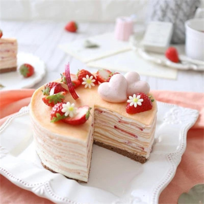 适合做头像的高清草莓蛋糕图片