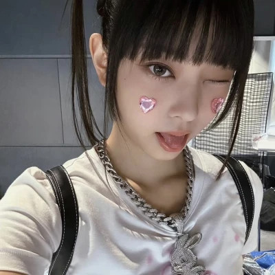 头像女图片2025帅个性图片