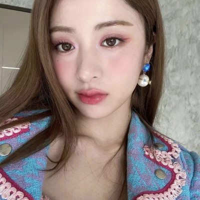头像女图片2025帅个性图片