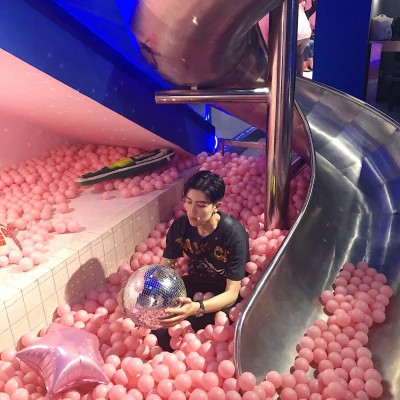 情侣头像酷酷的一男一女