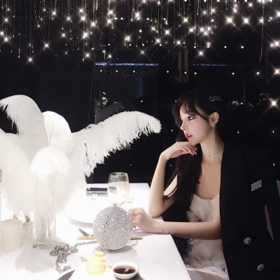 情侣头像酷酷的一男一女