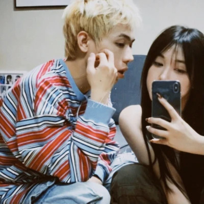 甜蜜幸福超级好看的胶片感情侣头像