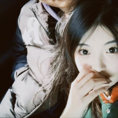 甜蜜幸福超级好看的胶片感情侣头像