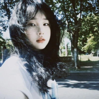 胶片质感女头青春高清