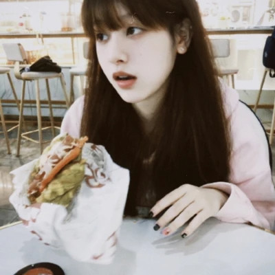 女生复古胶片风小众头像图片