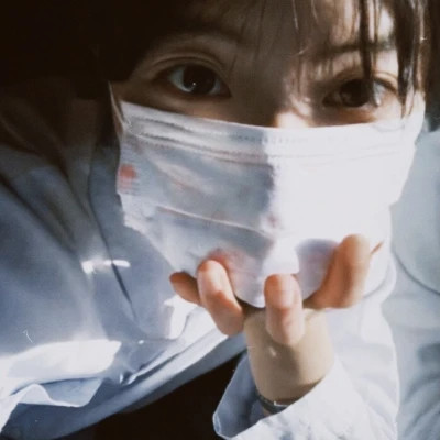 女生复古胶片风小众头像图片