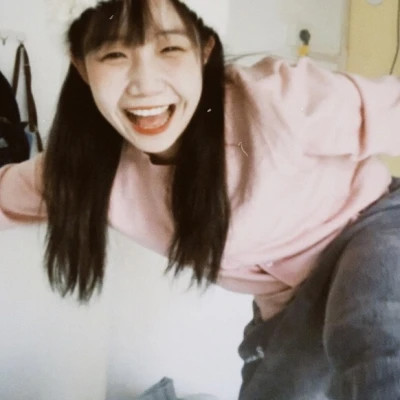 女生复古胶片风小众头像图片