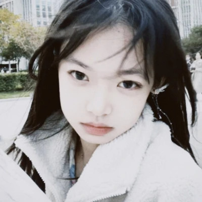 女生复古胶片风小众头像图片