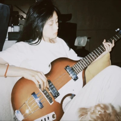 胶片女头像真人高清图片