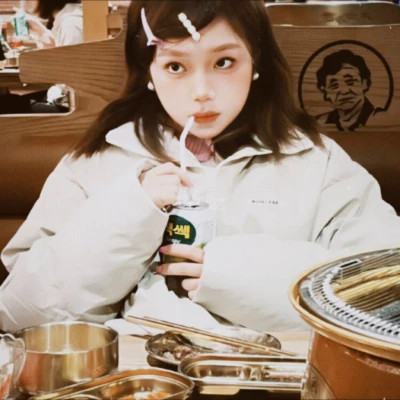 胶片类型女生头像图片