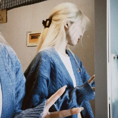 胶片高级感女头高清