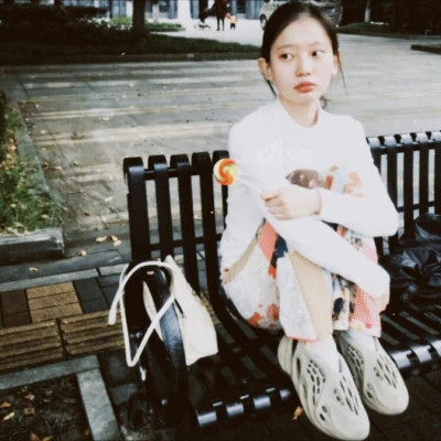 胶片高级感女头高清
